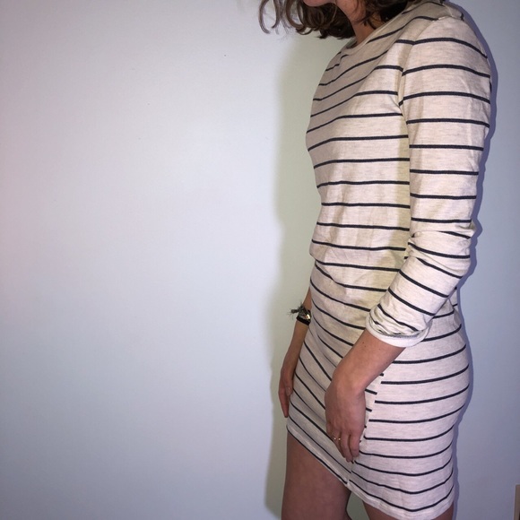 Blue and white striped dress - Picture 2 of 2